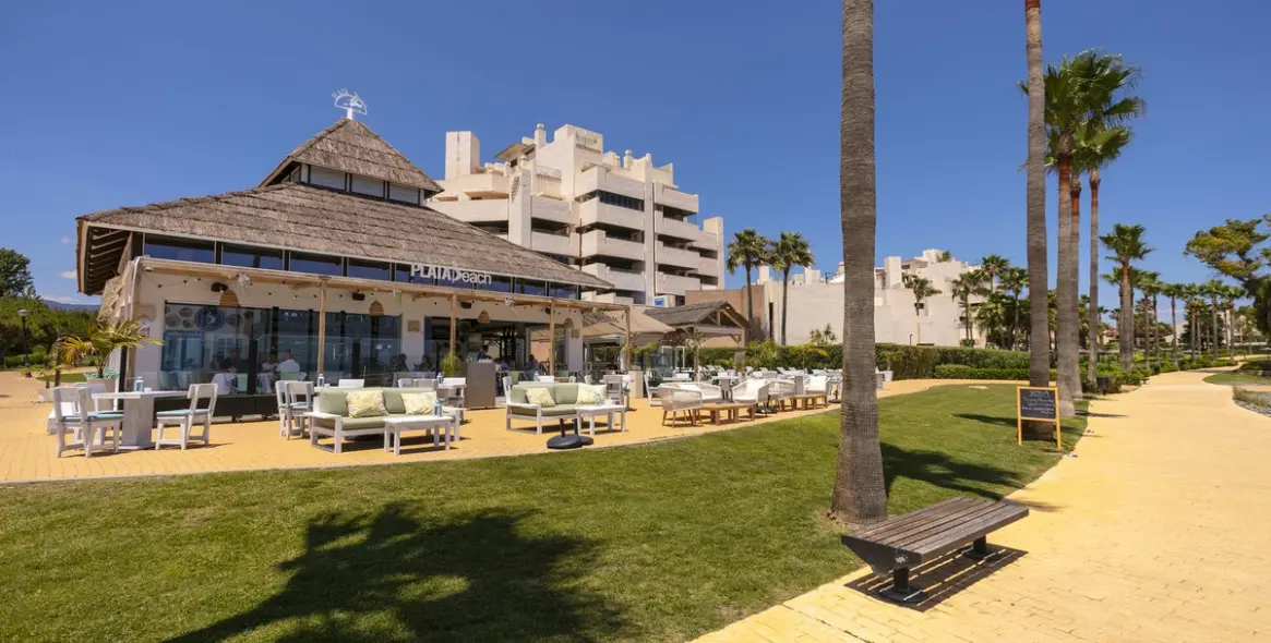 Sale of penthouse duplex in Estepona 34