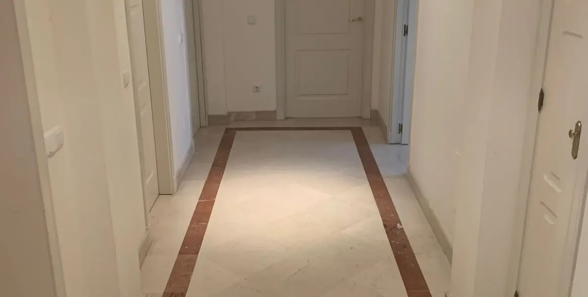 Sale of ground floor apartment in Marbella East (district Bahia De Marbella) 4