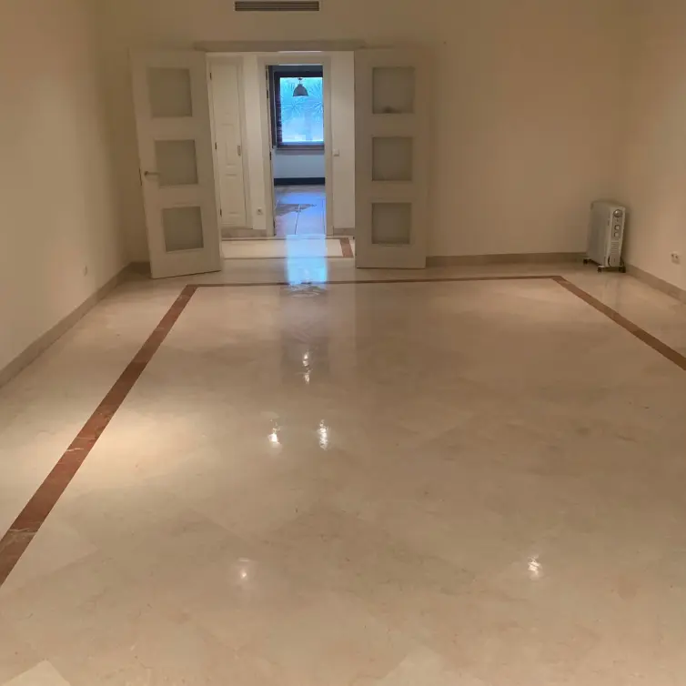 Sale of ground floor apartment in Bahía de Marbella