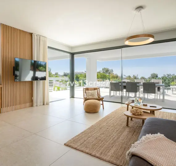 Продажа апартаментов на среднем этаже в Benahavís