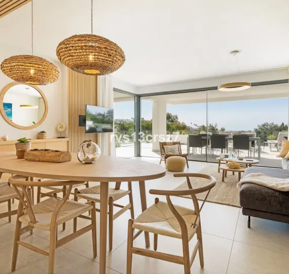 Продажа апартаментов на среднем этаже в Benahavís