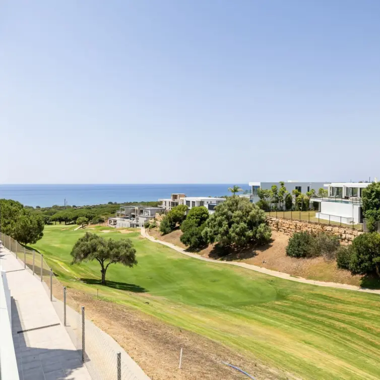 Sale of ground floor apartment in Cabopino