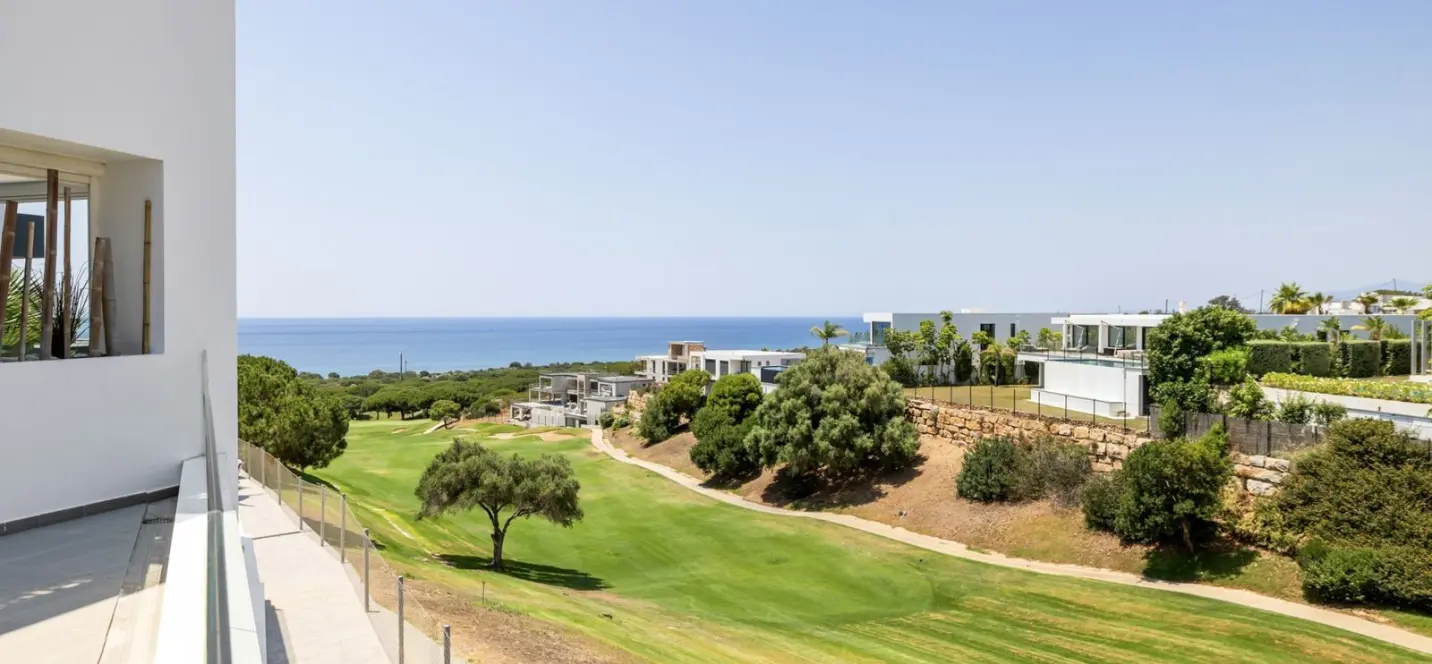 Sale of ground floor apartment in Cabopino 1