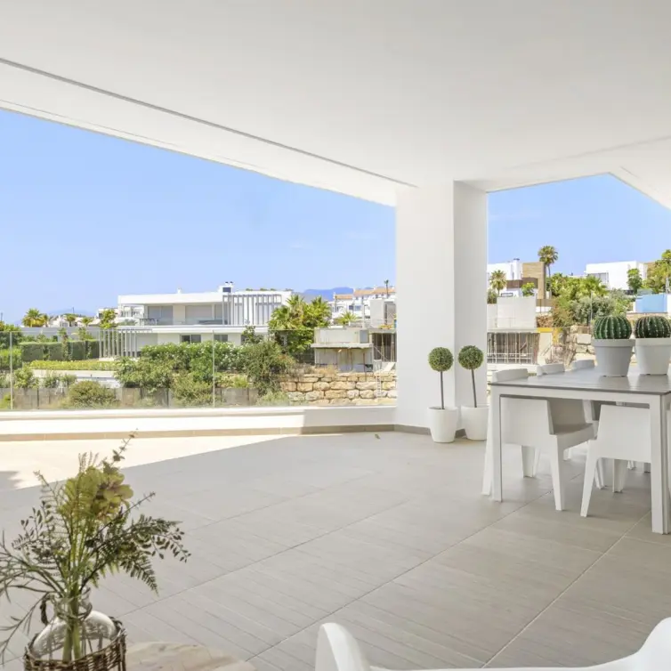 Sale of ground floor apartment in Cabopino