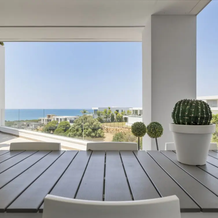 Sale of ground floor apartment in Cabopino