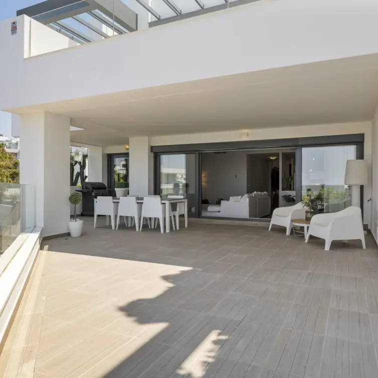Sale of ground floor apartment in Cabopino