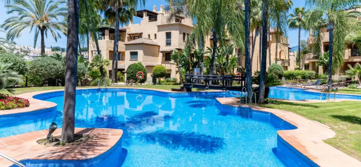 Продажа двухуровневого пентхауса в Atalaya 0