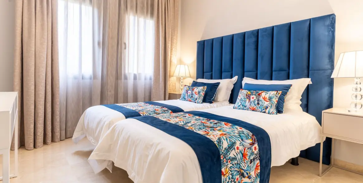 Продажа двухуровневого пентхауса в Atalaya 15