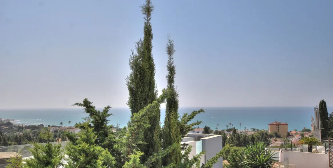 Продажа  отдельно стоящей виллы в La Cala de Mijas 3