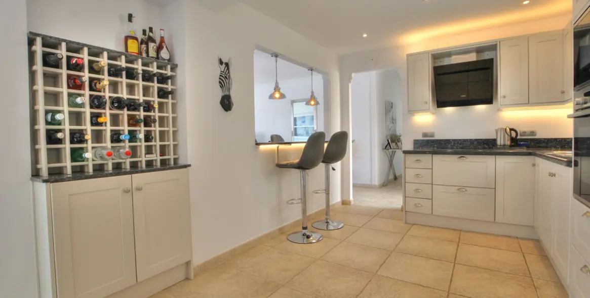 Продажа  отдельно стоящей виллы в La Cala de Mijas 10