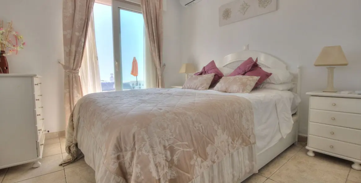 Продажа  отдельно стоящей виллы в La Cala de Mijas 16