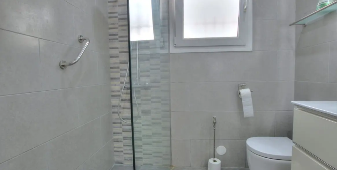 Продажа  отдельно стоящей виллы в La Cala de Mijas 18