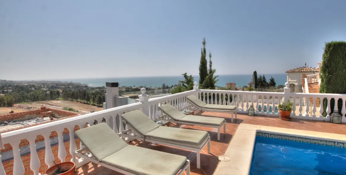 Sale of detached villa in La Cala de Mijas 5