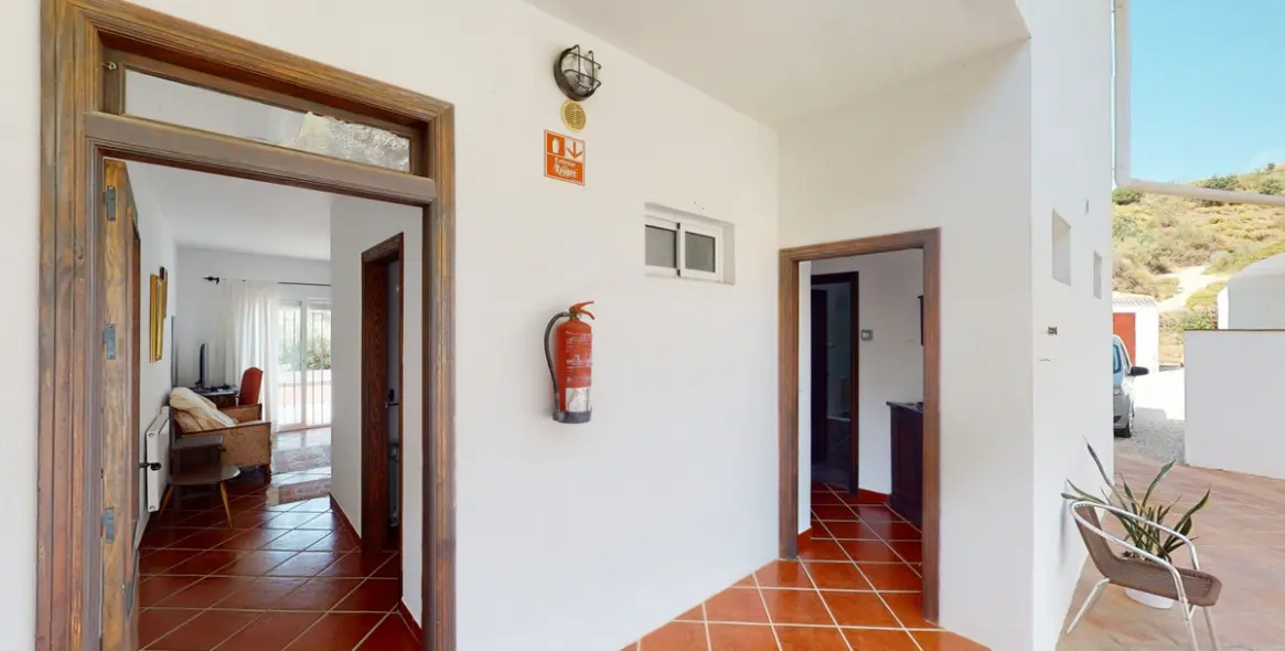 Venta de villa independiente en Macharaviaya 19