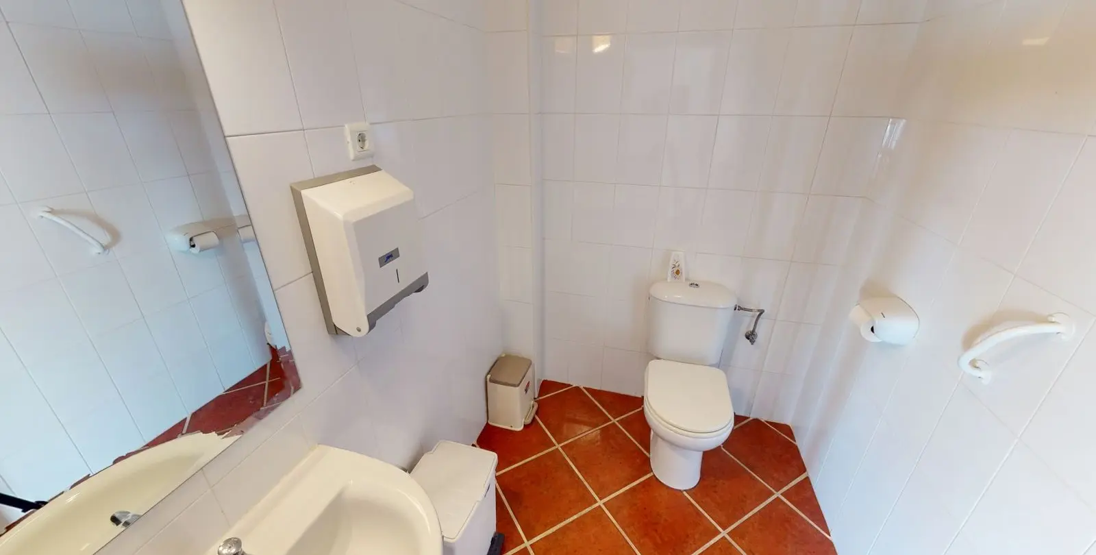 Venta de villa independiente en Macharaviaya 17
