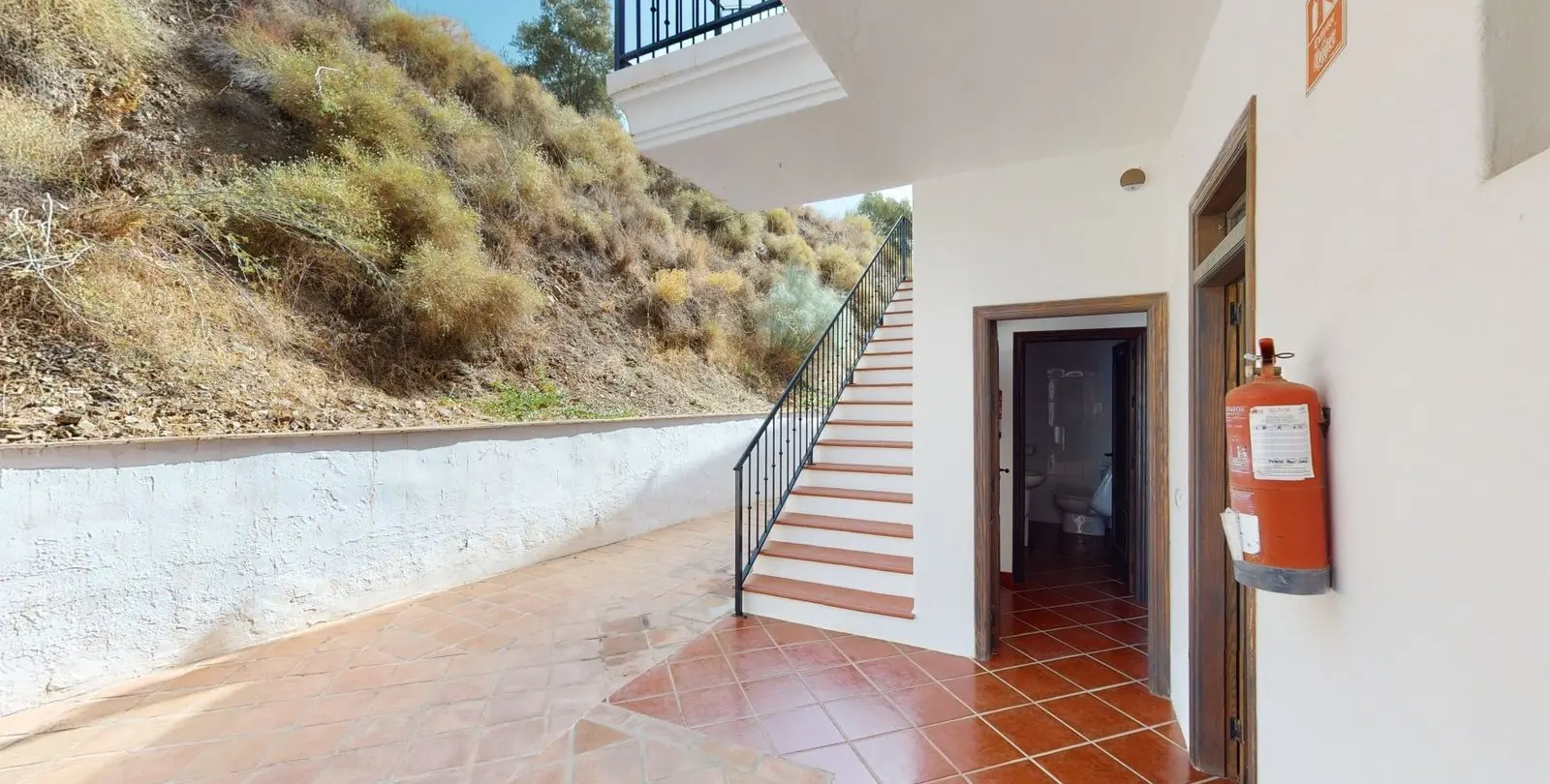 Venta de villa independiente en Macharaviaya 26