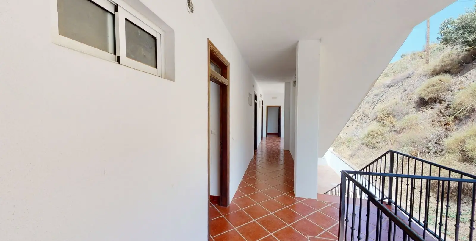 Venta de villa independiente en Macharaviaya 27
