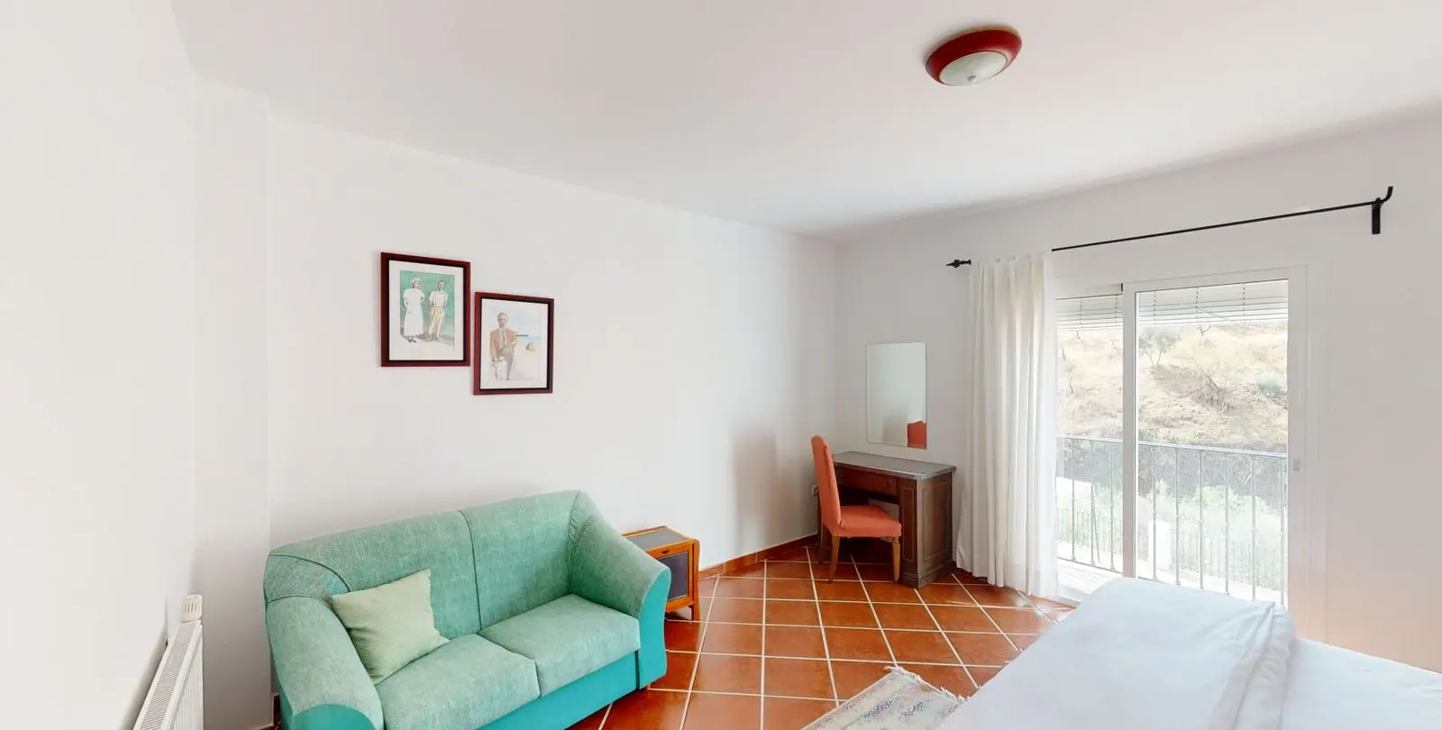 Venta de villa independiente en Macharaviaya 34