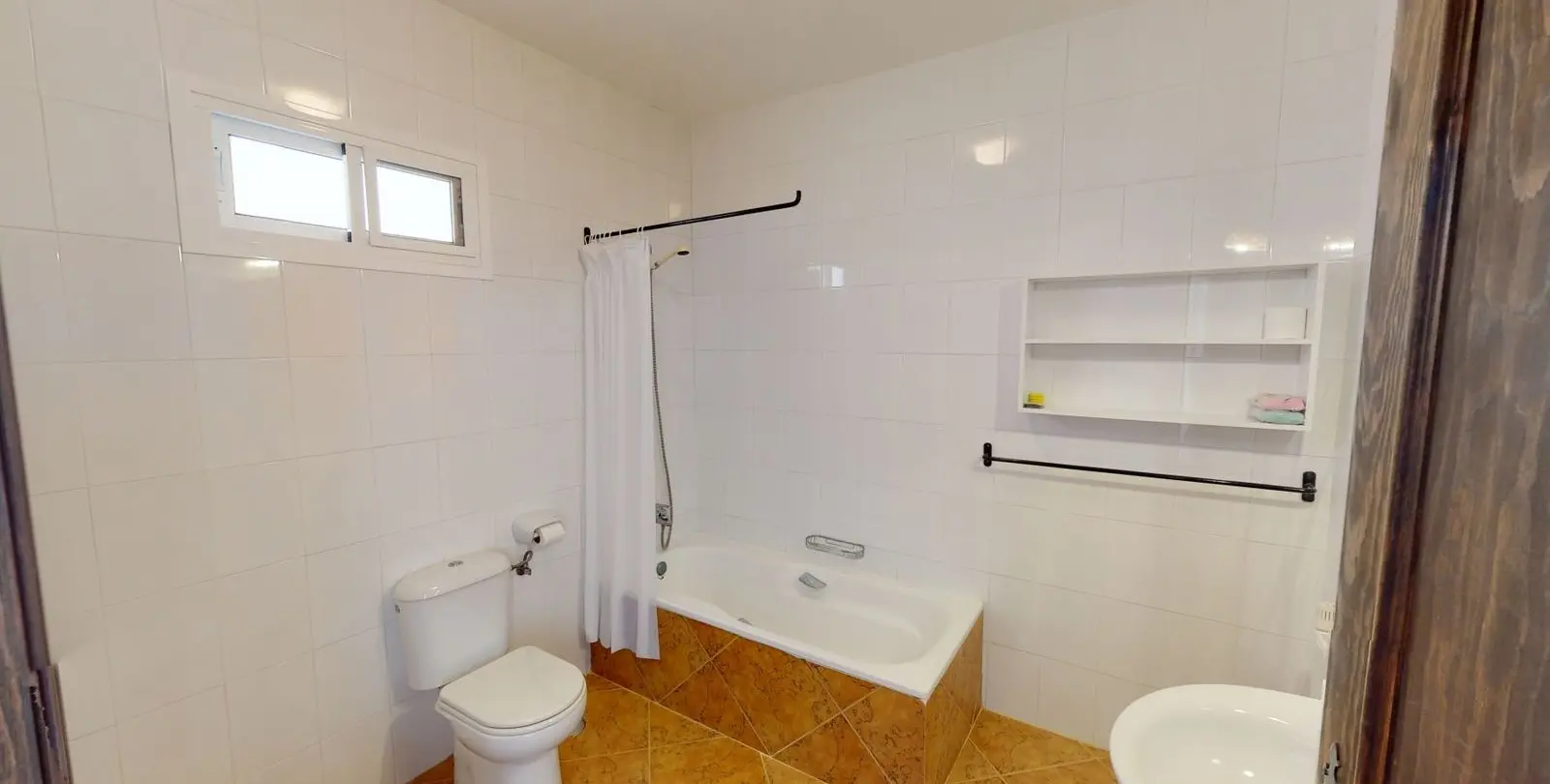 Venta de villa independiente en Macharaviaya 35