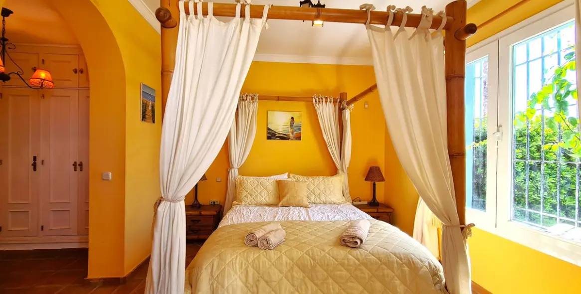 Sale of ground floor apartment in Casares Playa 7