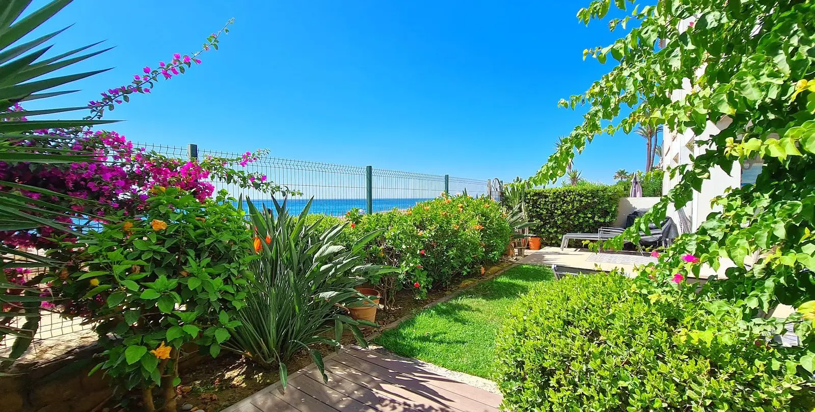 Venta de apartamento en planta baja en Casares Playa 11
