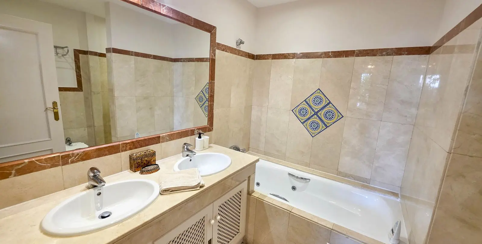 Venta de apartamento en planta baja en Casares Playa 32