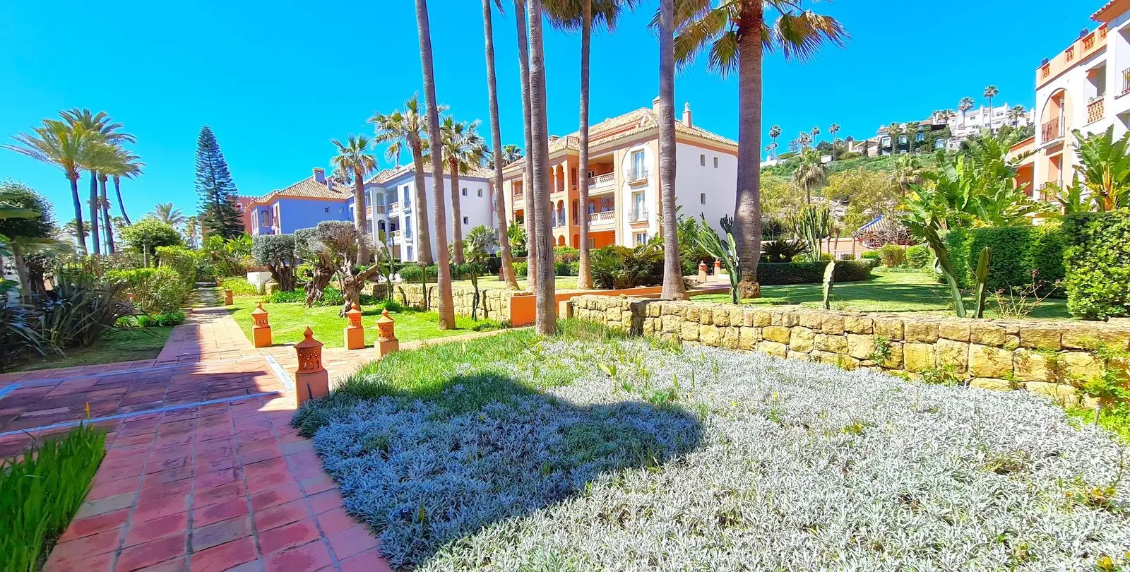 Venta de apartamento en planta baja en Casares Playa 47