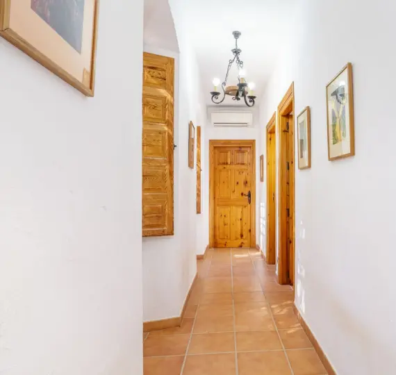 Venta de hotel en Benaoján