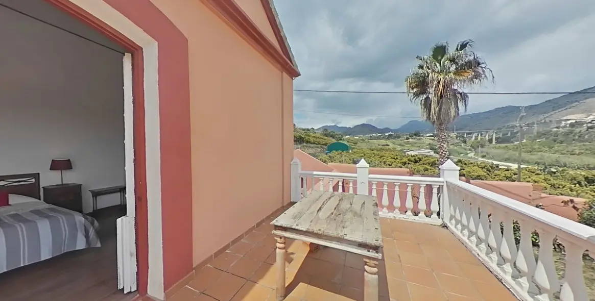 Sale of detached villa in Nerja 19
