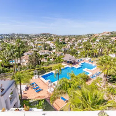 Sale of penthouse duplex in Nueva Andalucía