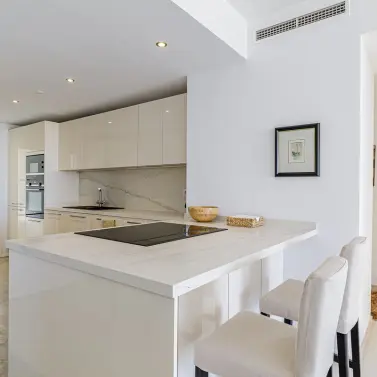 Sale of penthouse duplex in Nueva Andalucía