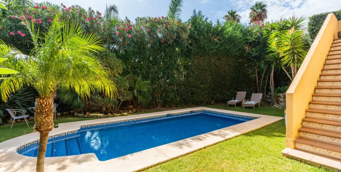 Venta de villa independiente en Riviera del Sol 9