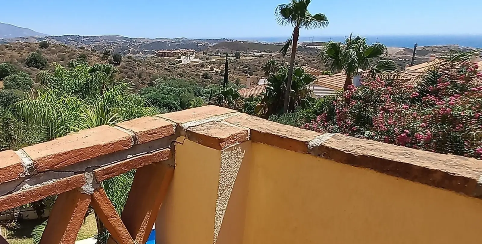 Sale of detached villa in Riviera del Sol 6
