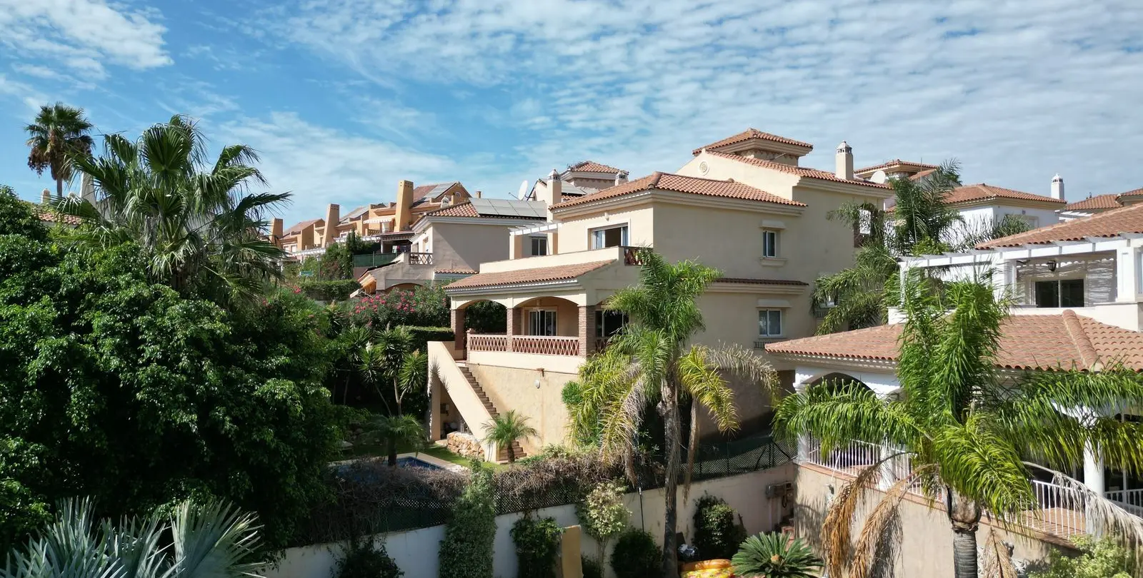 Sale of detached villa in Riviera del Sol 17