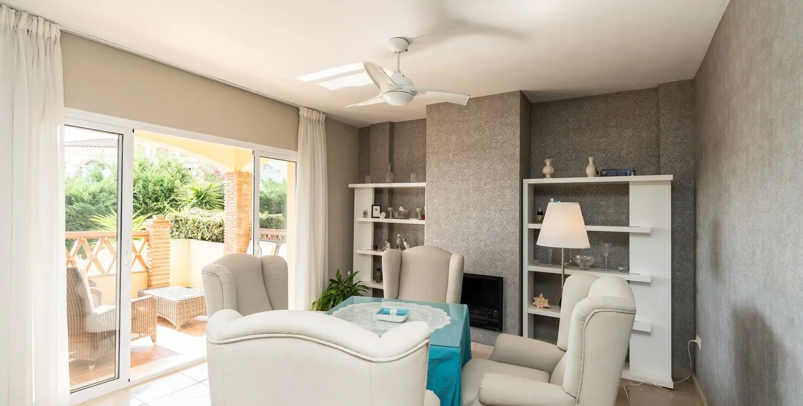 Sale of detached villa in Riviera del Sol 23