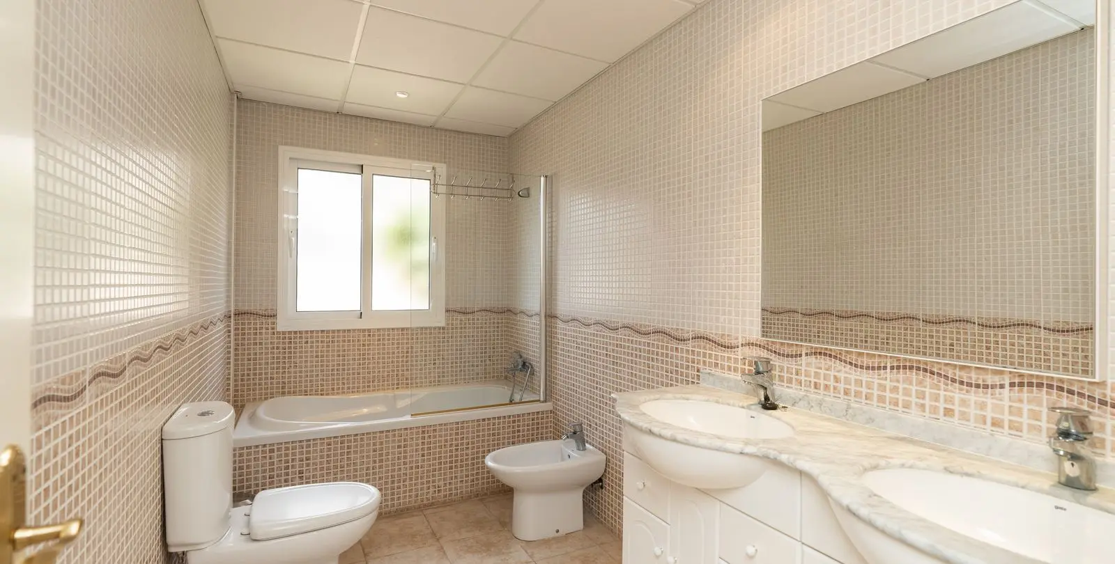 Sale of detached villa in Riviera del Sol 49