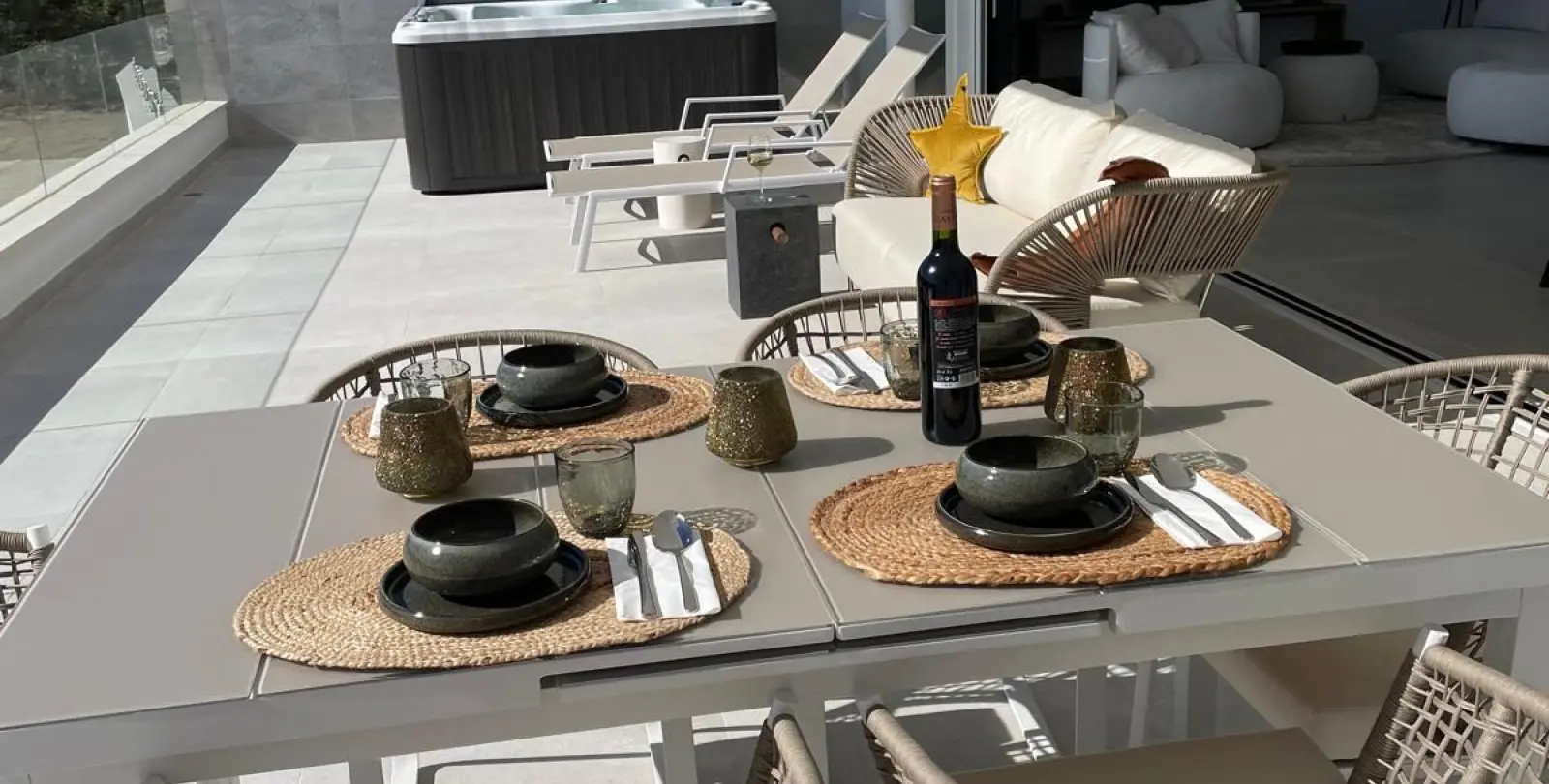Sale of middle floor apartment in Benalmadena Costa 6
