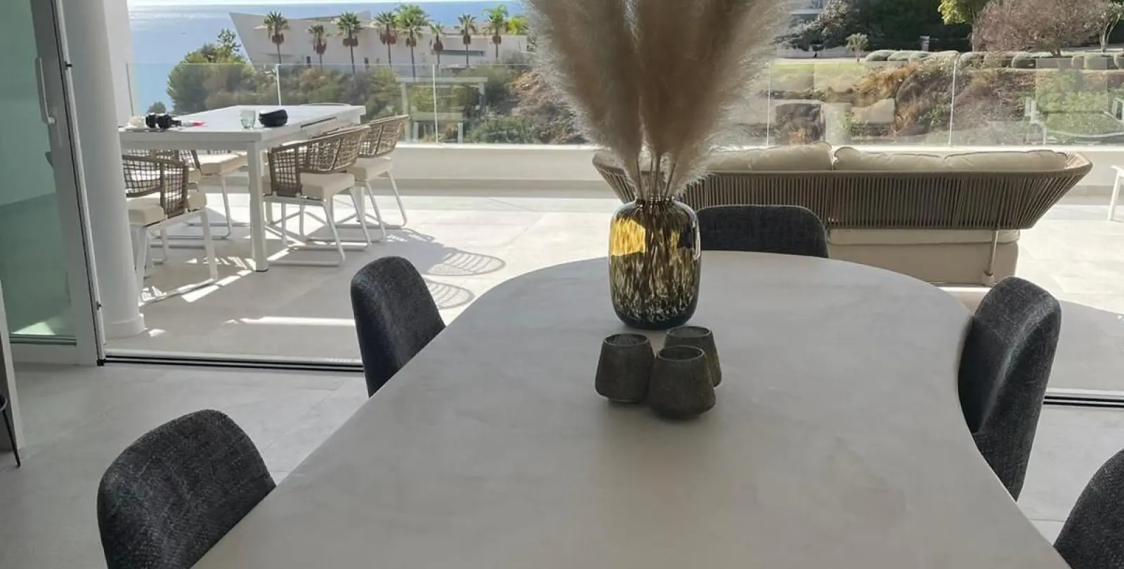 Sale of middle floor apartment in Benalmadena Costa 17