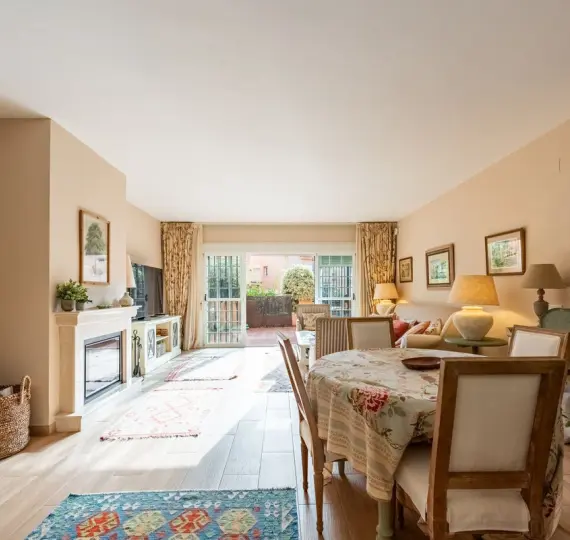 Venta de casa pareada en Nagüeles