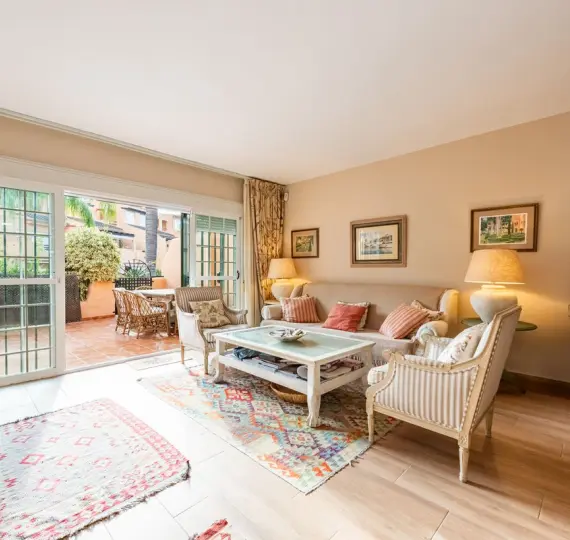 Venta de casa pareada en Nagüeles