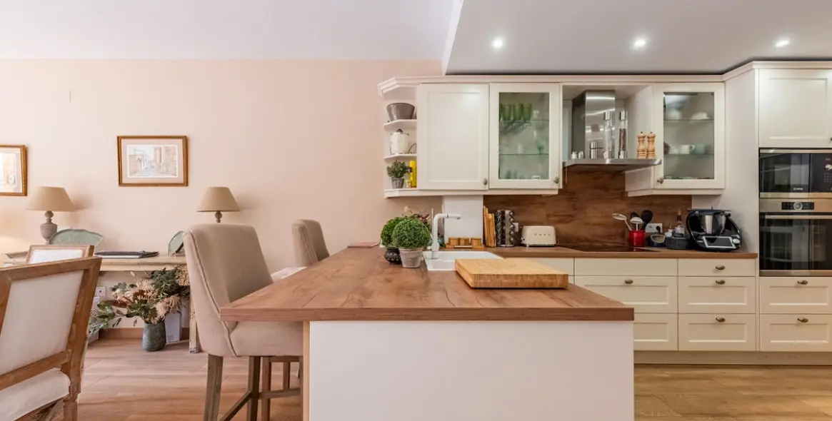 Продажа дома на две семьи в Nagüeles 8