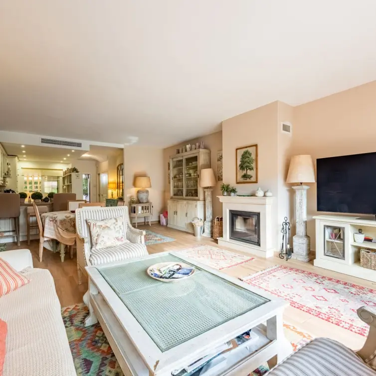 Venta de casa pareada en Nagüeles