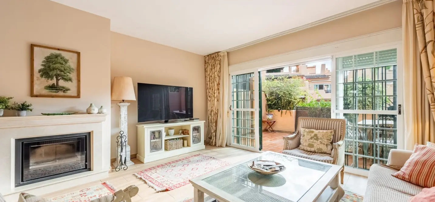 Venta de casa pareada en Nagüeles 4