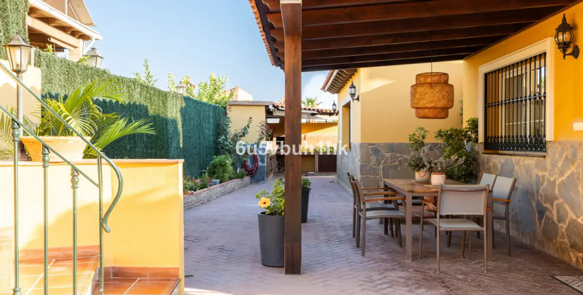 Продажа таунхауса в Malaga - Este 5