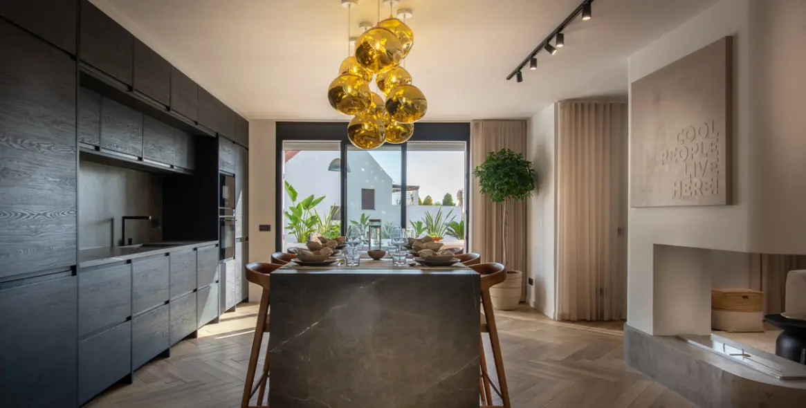 Продажа апартаментов на среднем этаже в Nueva Andalucía 5