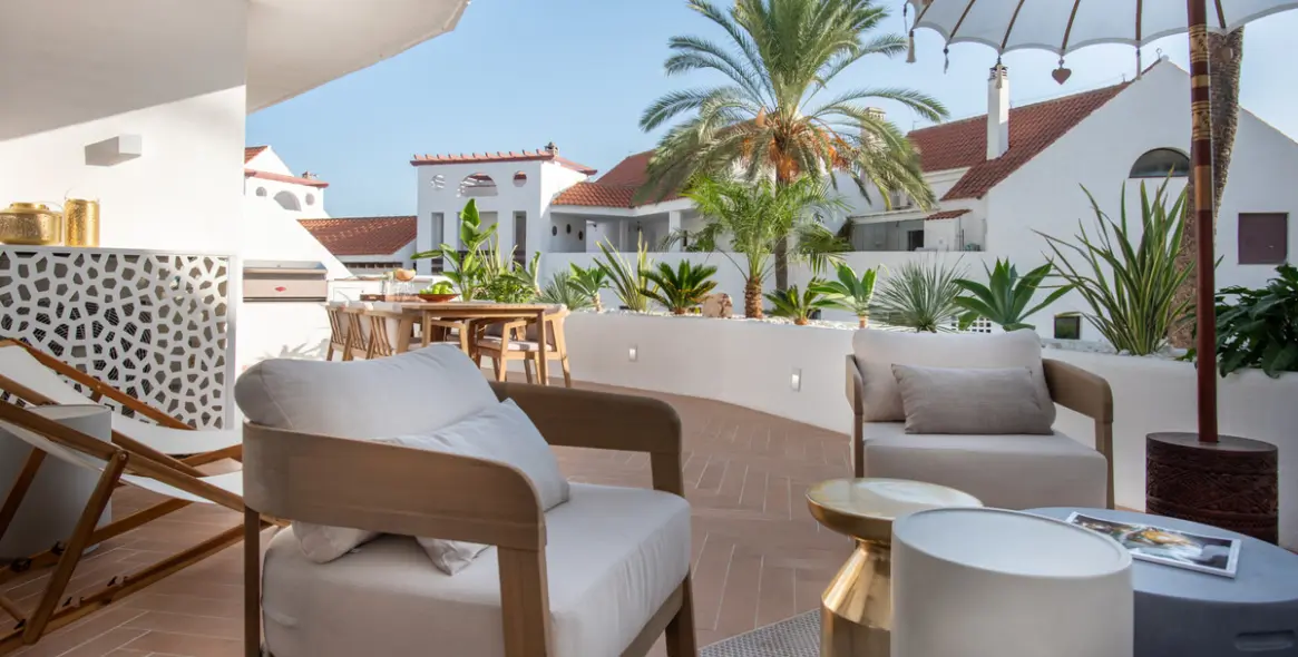 Venta de apartamento en planta media en Nueva Andalucía 24