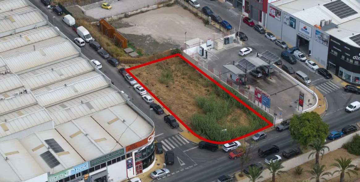 Sale of commercial plot in San Pedro de Alcántara 4