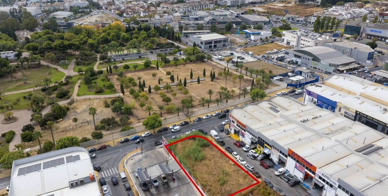Продажа  коммерческого участка в San Pedro de Alcántara 1