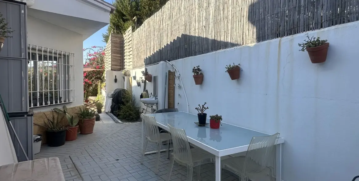 Sale of detached villa in Rincón de la Victoria 16