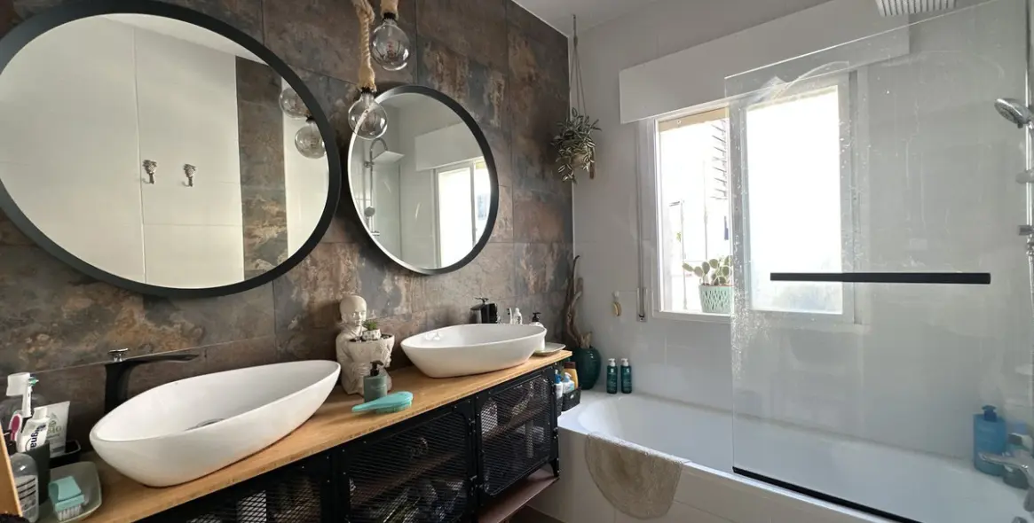 Sale of detached villa in Rincón de la Victoria 29